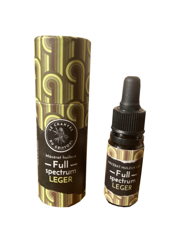 Flacon de Macérât Huileux CBD Léger Full Spectrum - Produit artisanal